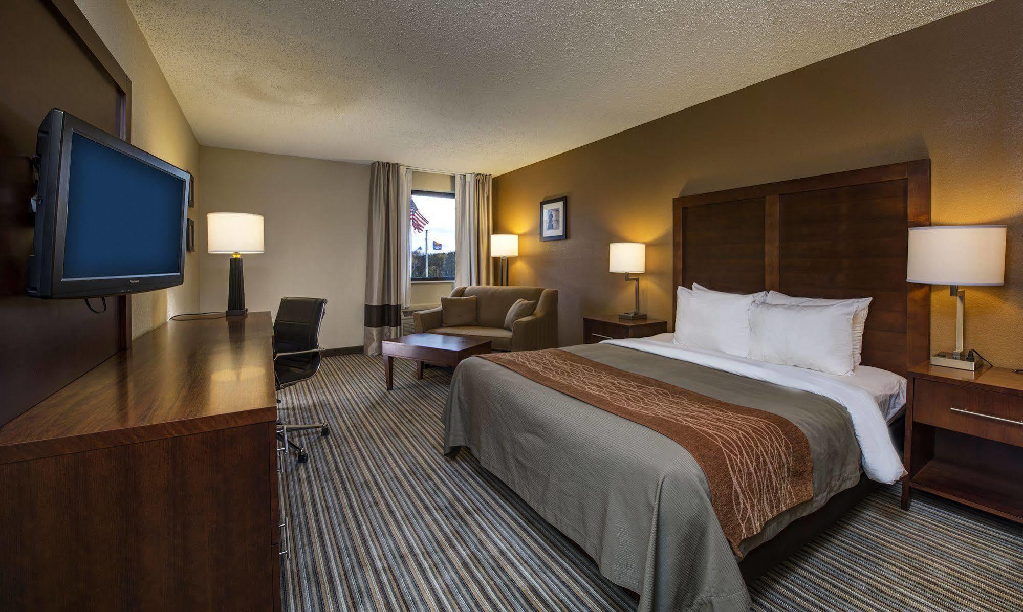 Comfort Inn - Hall Of Fame Canton Esterno foto